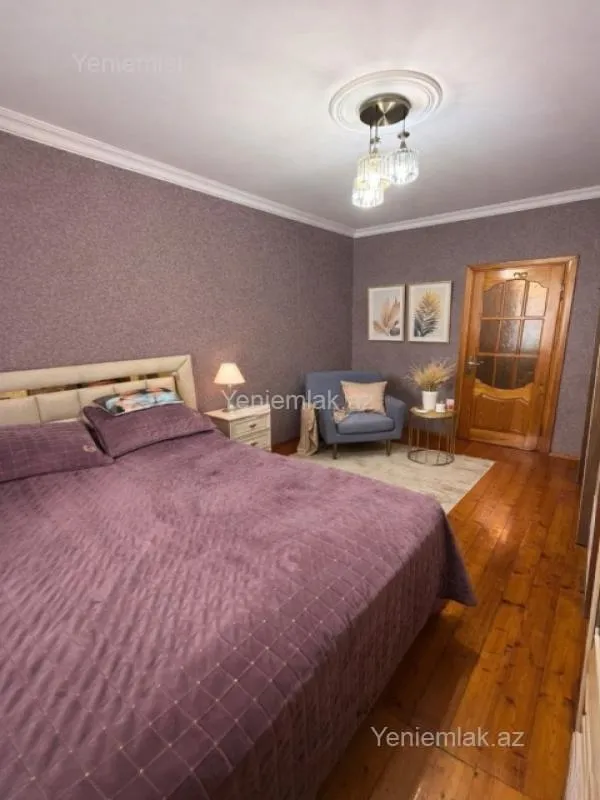 Satılır 3 otaqlı köhnə tikili 90 m²