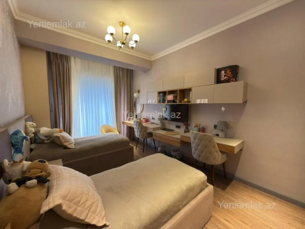 Satılır 3 otaqlı yeni tikili 128 m²