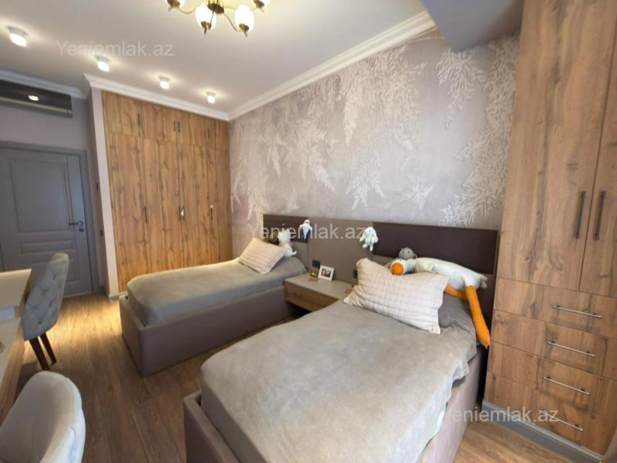 Satılır 3 otaqlı yeni tikili 128 m²