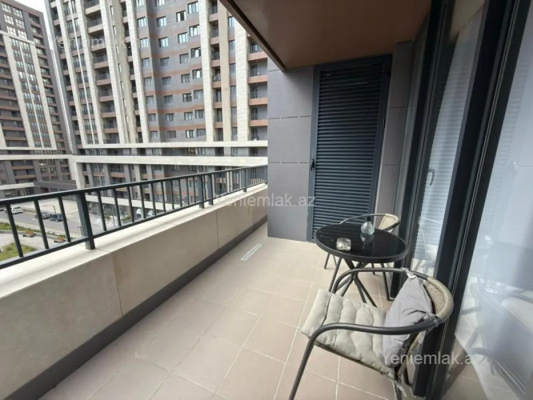 Satılır 3 otaqlı yeni tikili 128 m²