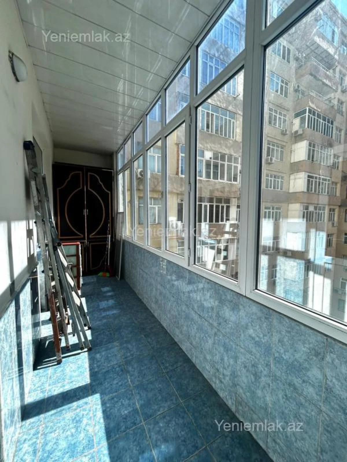 Satılır 3 otaqlı yeni tikili 125 m²
