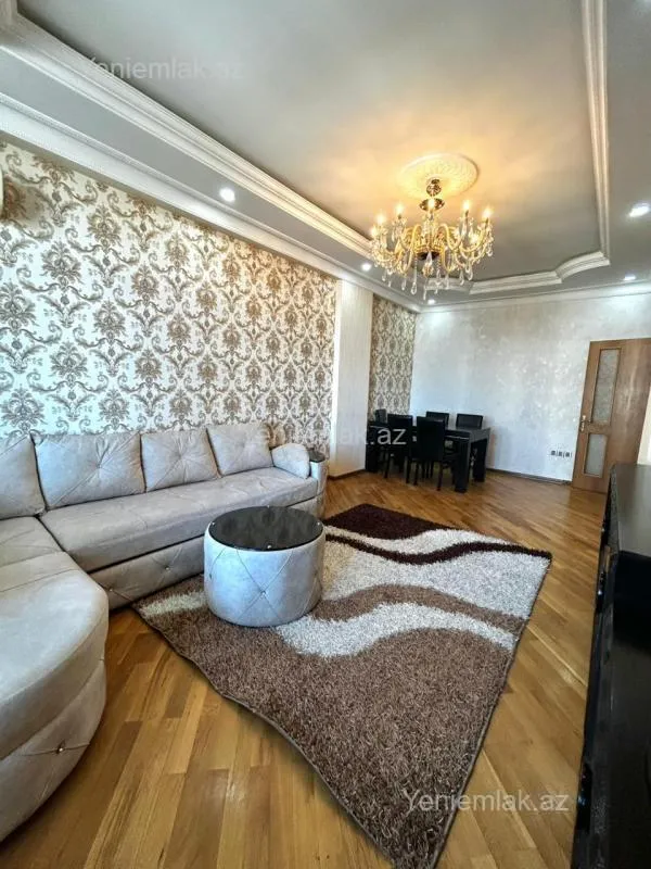 Satılır 3 otaqlı yeni tikili 125 m²