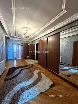 Satılır 3 otaqlı yeni tikili 125 m²