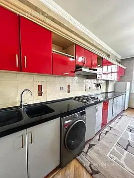 Satılır 3 otaqlı yeni tikili 125 m²