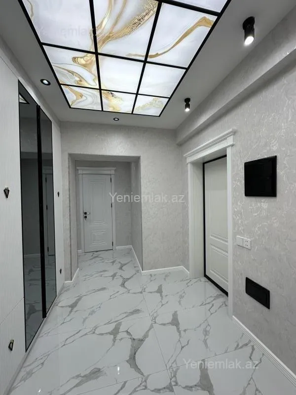 Satılır 2 otaqlı yeni tikili 80 m²