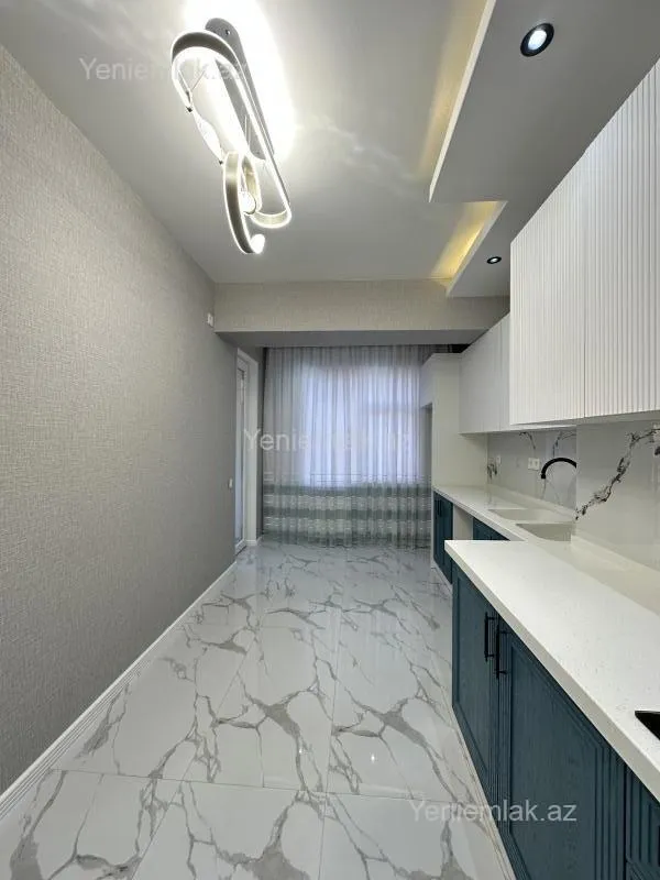 Satılır 2 otaqlı yeni tikili 80 m²