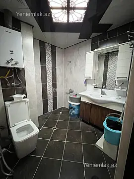 Satılır 2 otaqlı köhnə tikili 60 m²