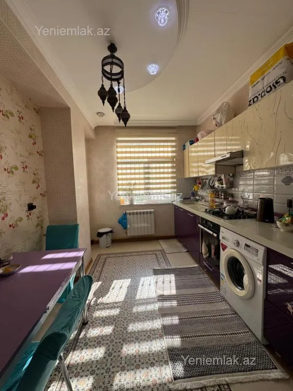 Satılır 3 otaqlı yeni tikili 100 m²