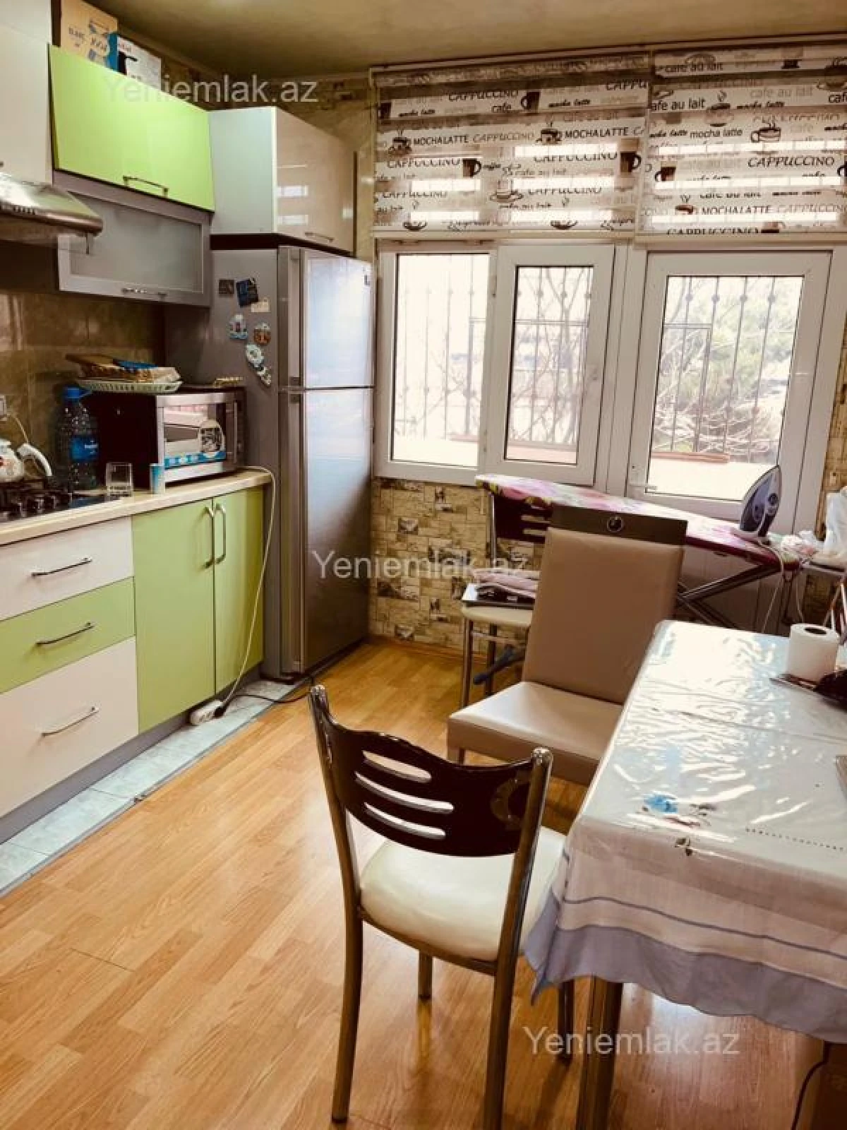Satılır 2 otaqlı köhnə tikili 55 m²