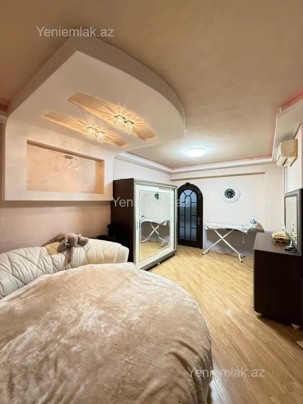 Satılır 3 otaqlı yeni tikili 155 m²