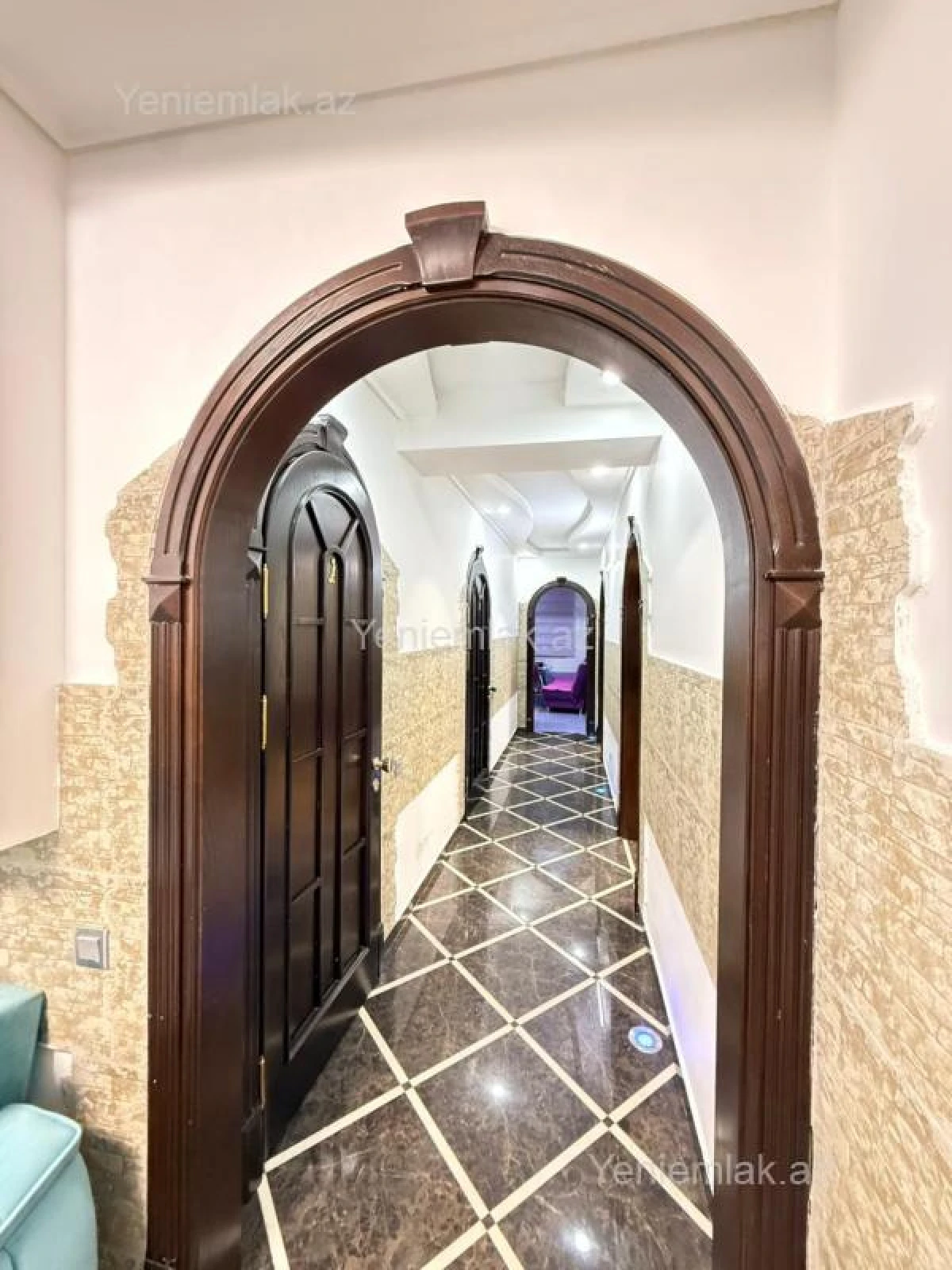 Satılır 3 otaqlı yeni tikili 155 m²