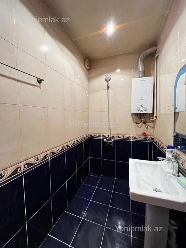 Satılır 3 otaqlı köhnə tikili 65 m²