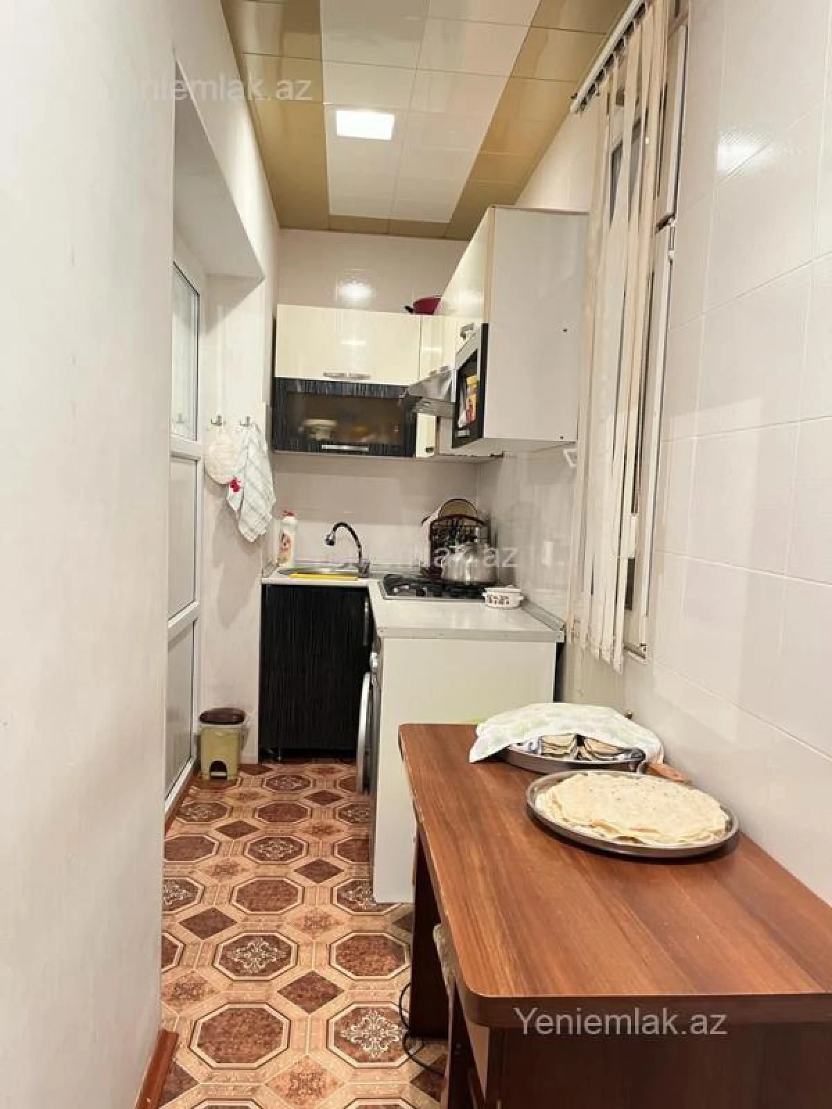 Satılır 3 otaqlı köhnə tikili 65 m²