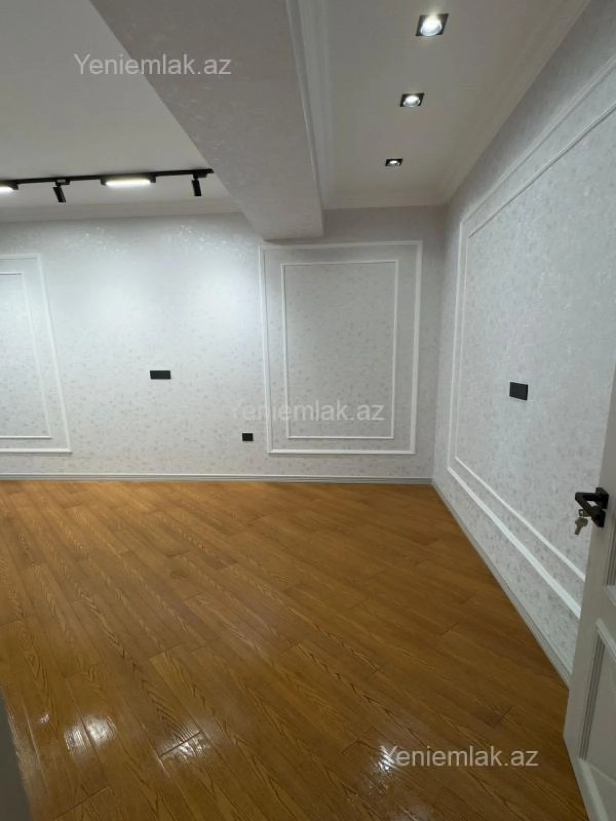 Satılır 2 otaqlı yeni tikili 66 m²