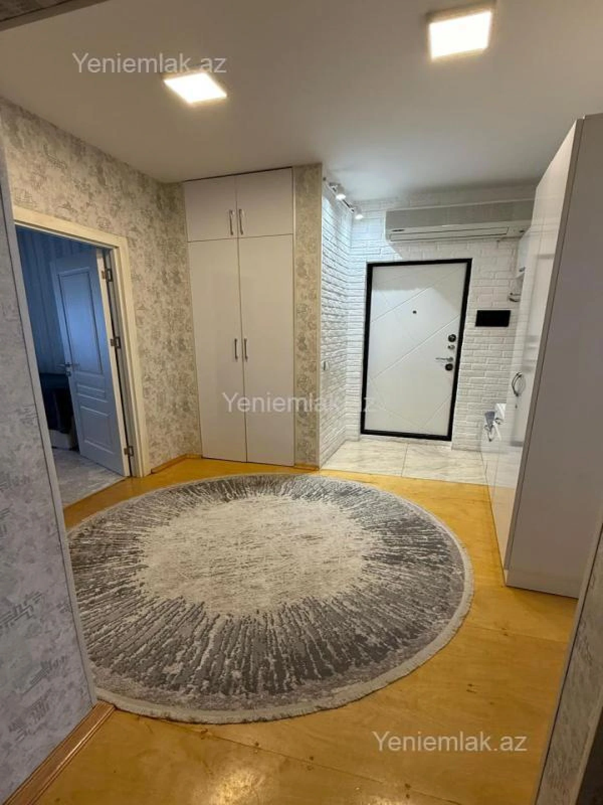 Satılır 3 otaqlı köhnə tikili 80 m²