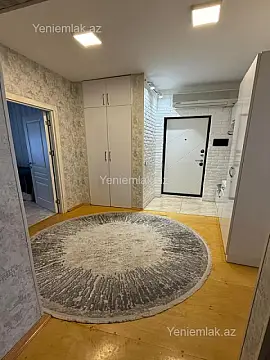 Satılır 3 otaqlı köhnə tikili 80 m²