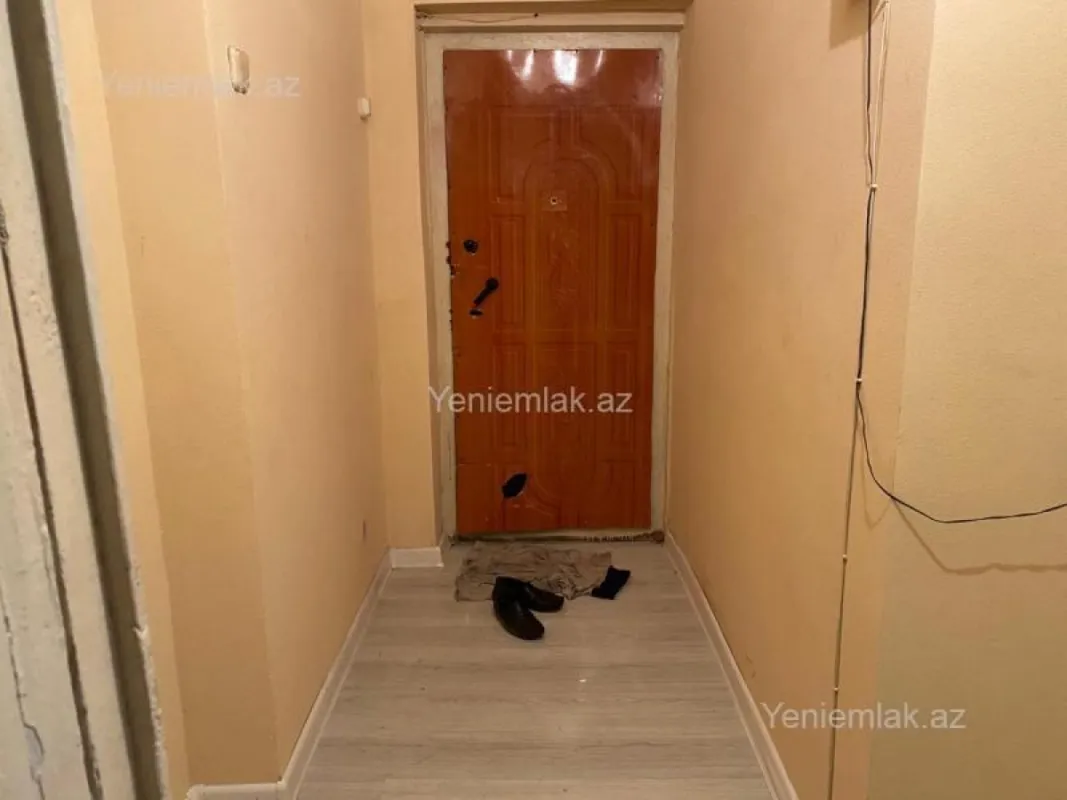 Satılır 2 otaqlı köhnə tikili 50 m²