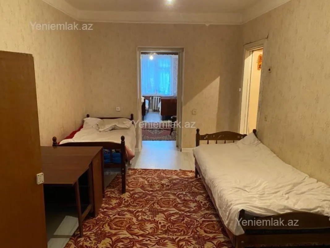 Satılır 2 otaqlı köhnə tikili 50 m²