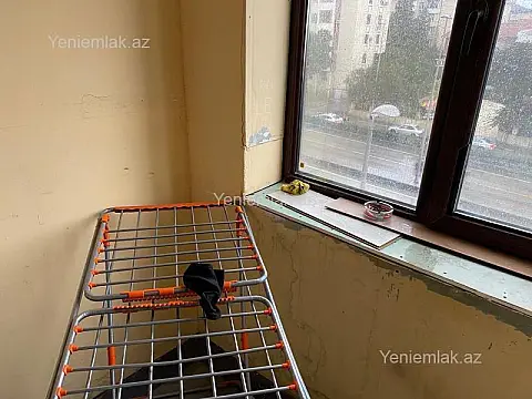 Satılır 2 otaqlı köhnə tikili 50 m²