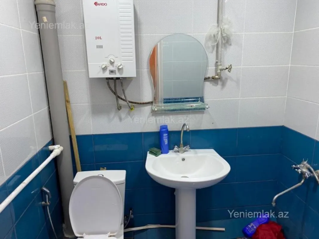 Satılır 2 otaqlı köhnə tikili 50 m²