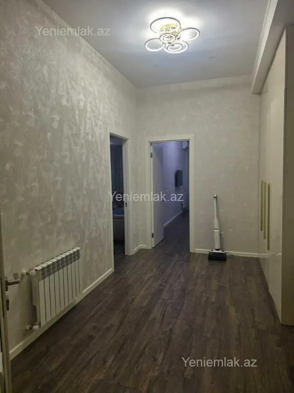 Satılır 2 otaqlı yeni tikili 95 m²