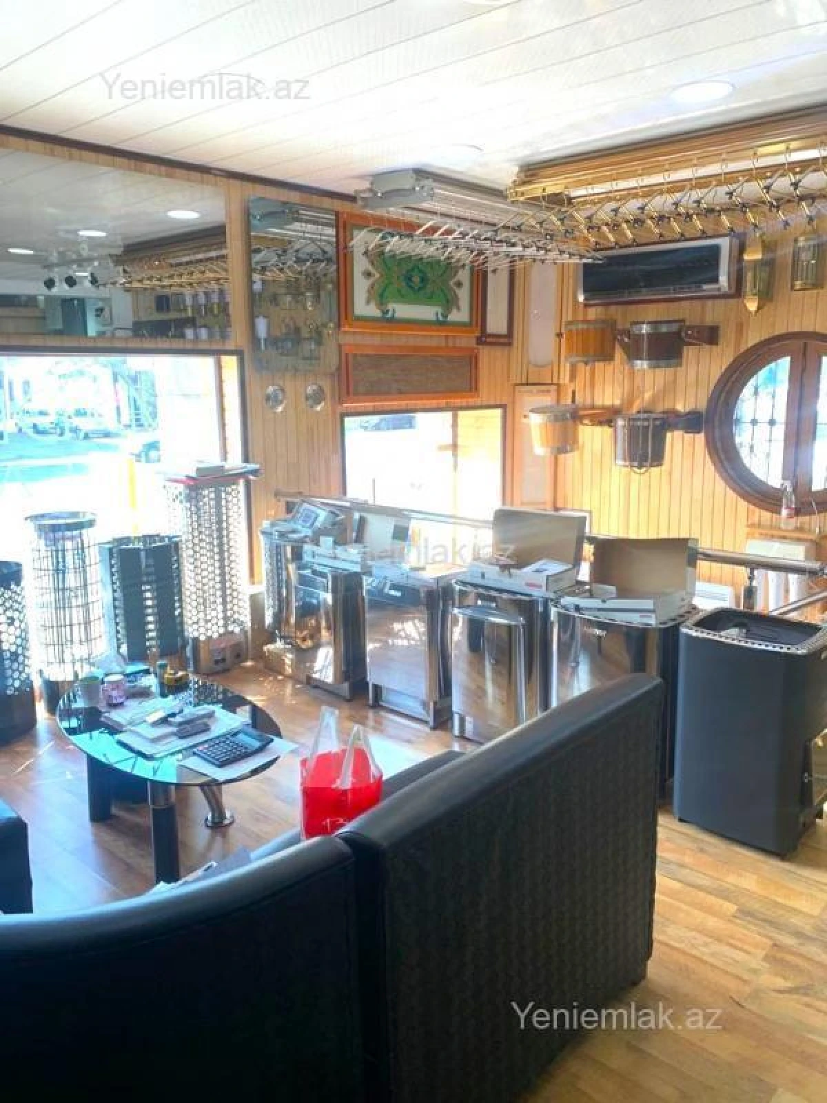 Satılır 5 otaqlı obyekt 200 m²