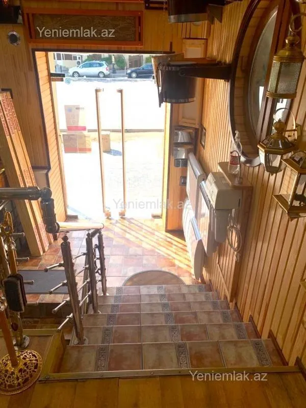 Satılır 5 otaqlı obyekt 200 m²