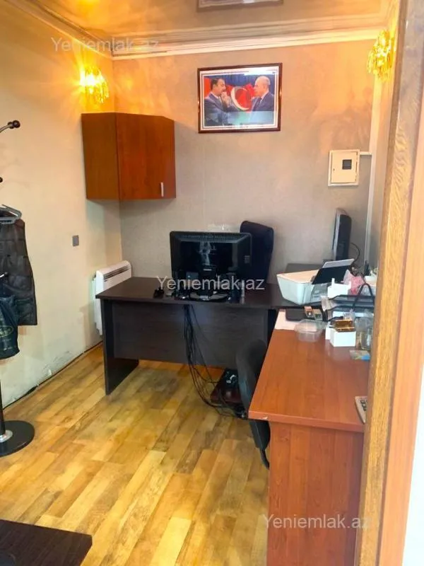 Satılır 5 otaqlı obyekt 200 m²