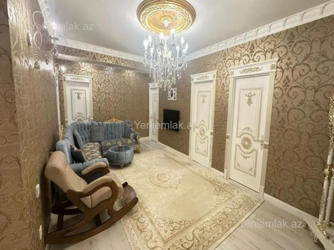 Satılır 4 otaqlı yeni tikili 160 m²