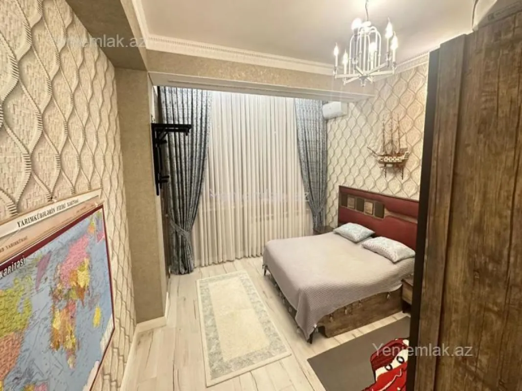 Satılır 4 otaqlı yeni tikili 160 m²