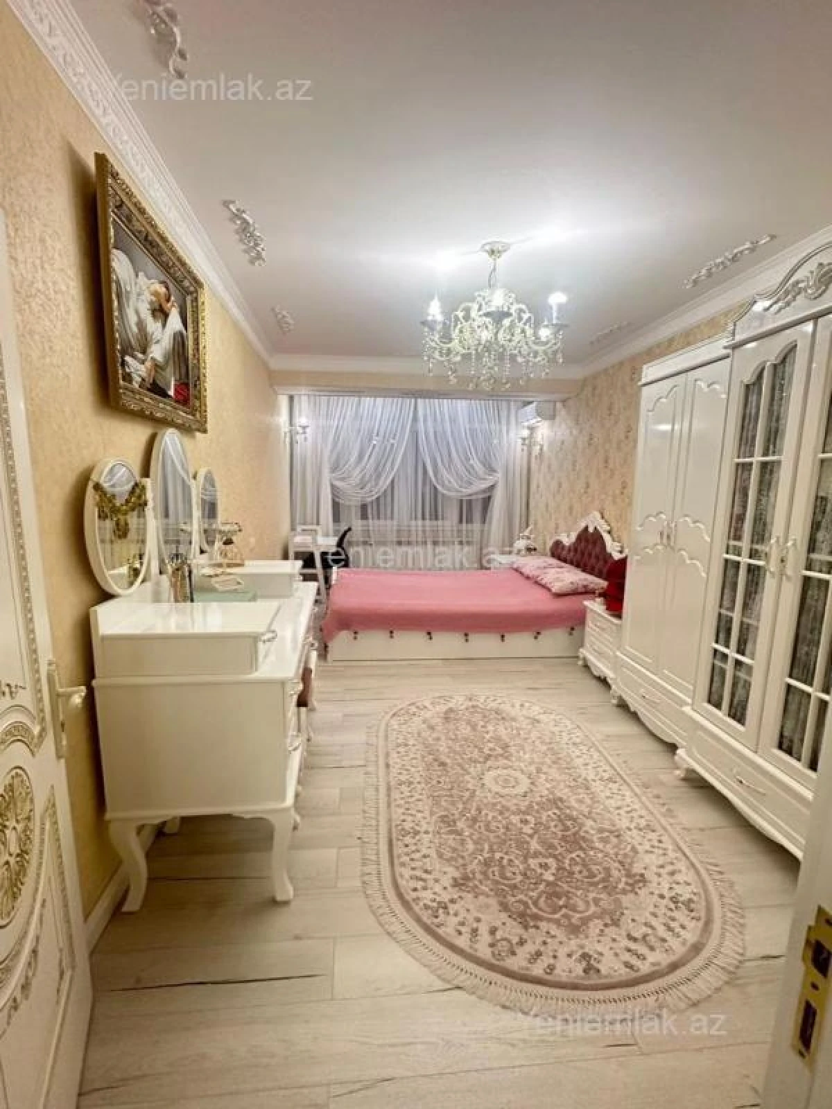 Satılır 4 otaqlı yeni tikili 160 m²