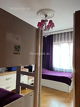Satılır 3 otaqlı köhnə tikili 80 m²
