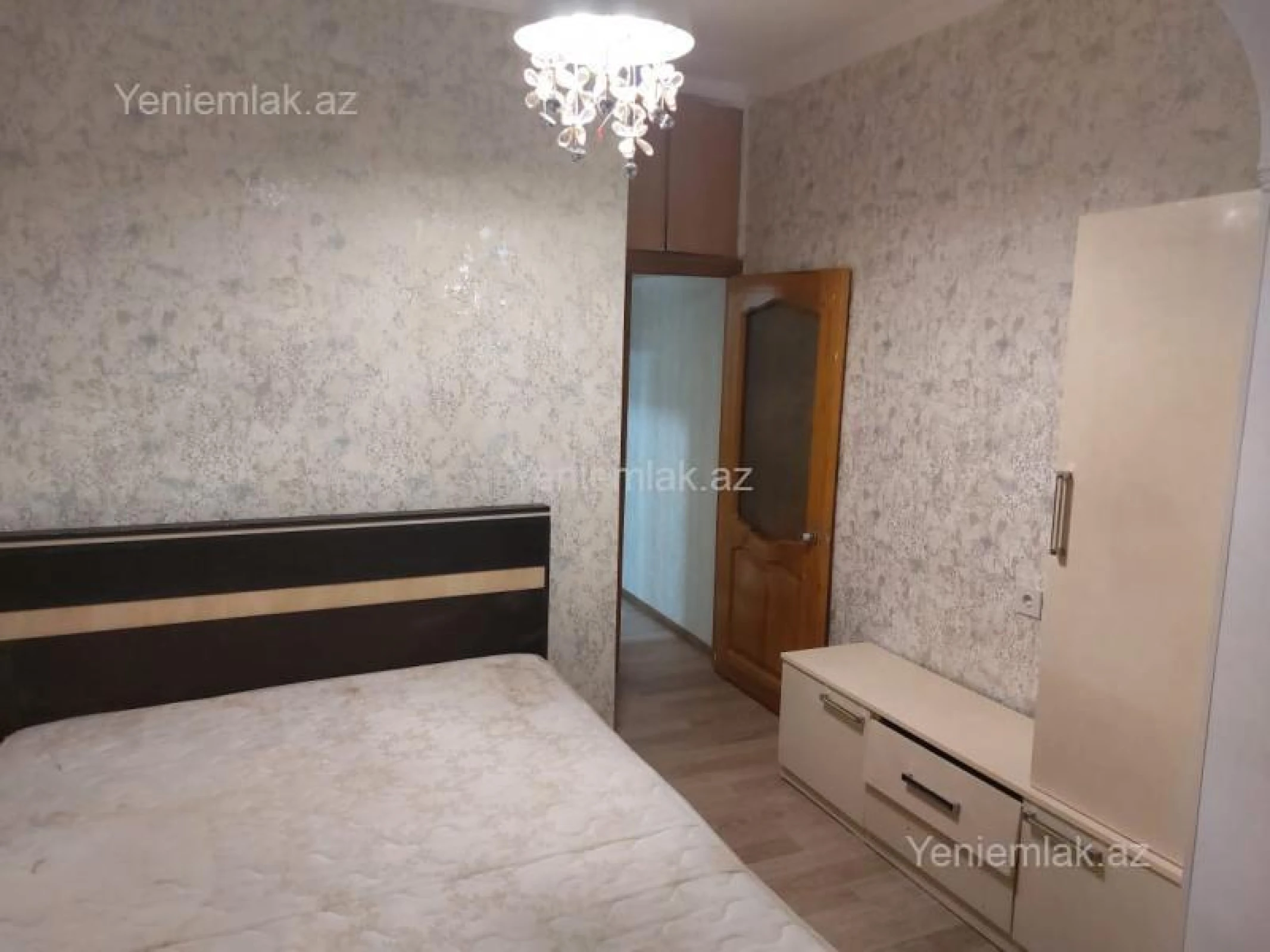 Satılır 1 otaqlı köhnə tikili 48 m²