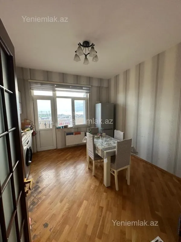 Satılır 2 otaqlı yeni tikili 87 m²