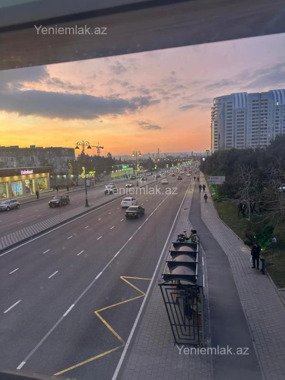 Satılır 2 otaqlı yeni tikili 87 m²