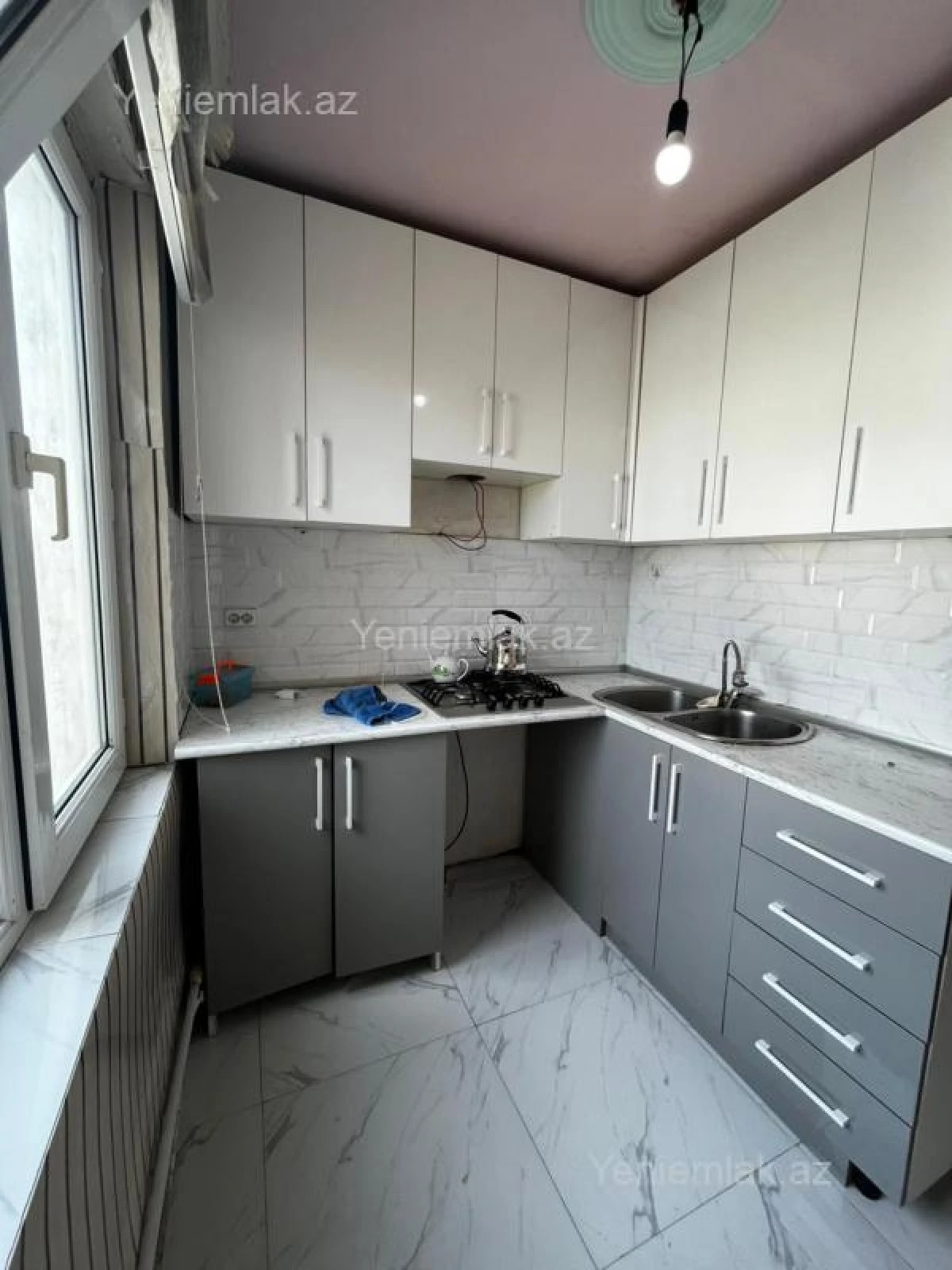 Satılır 2 otaqlı köhnə tikili 47 m²