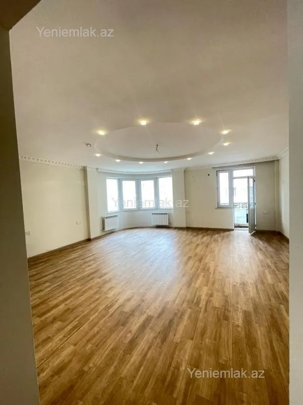 Satılır 2 otaqlı yeni tikili 118 m²