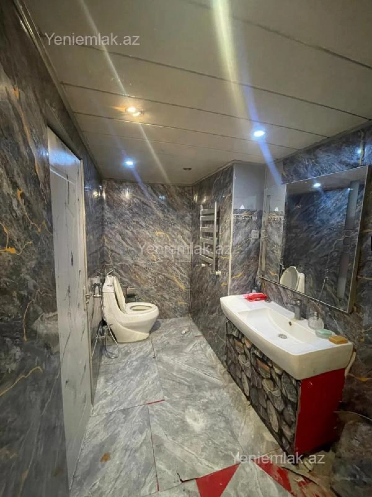 Satılır 2 otaqlı yeni tikili 118 m²