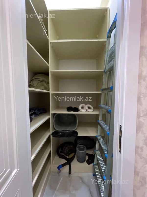 Satılır 3 otaqlı yeni tikili 117 m²