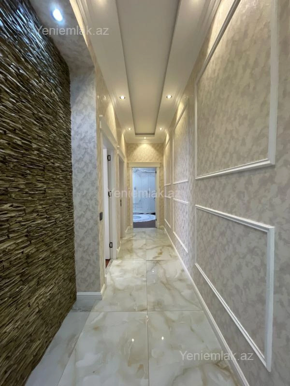 Satılır 3 otaqlı yeni tikili 117 m²