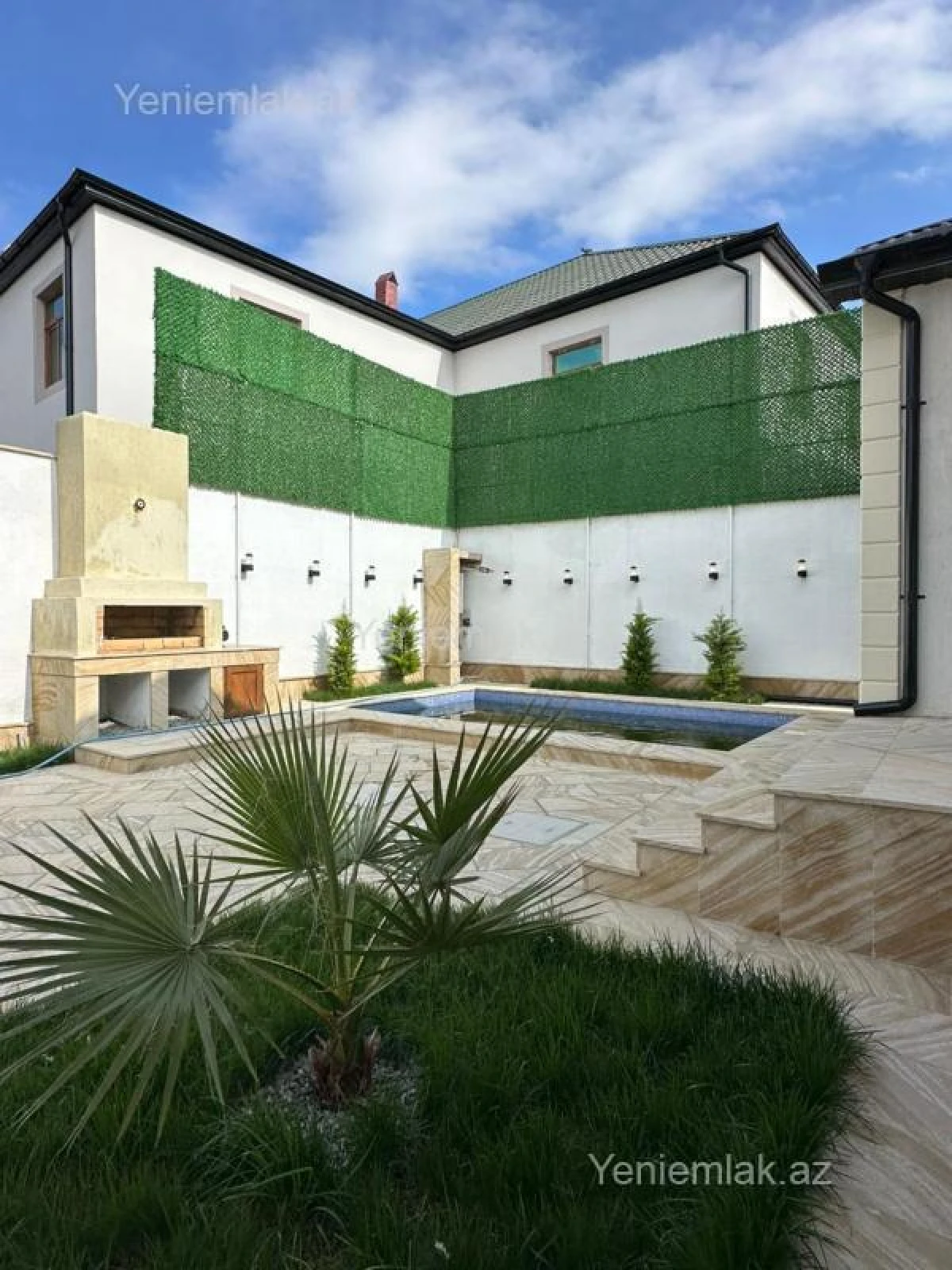 Satılır 4 otaqlı həyət evi 140 m²