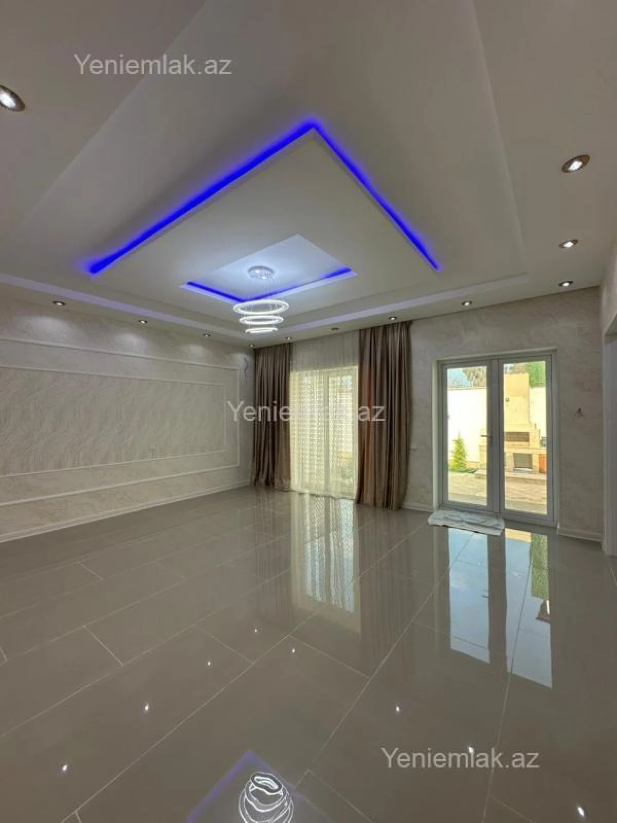 Satılır 4 otaqlı həyət evi 140 m²