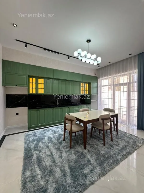 Satılır 4 otaqlı həyət evi 170 m²