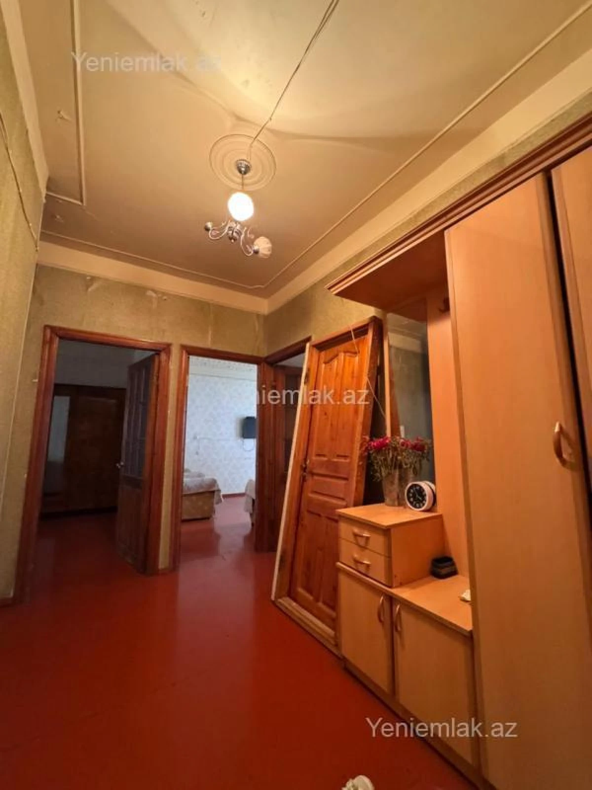 Satılır 3 otaqlı köhnə tikili 90 m²