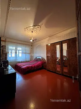 Satılır 3 otaqlı köhnə tikili 90 m²