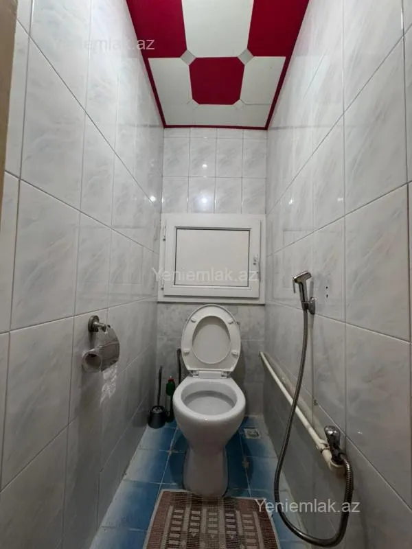 Satılır 3 otaqlı köhnə tikili 90 m²