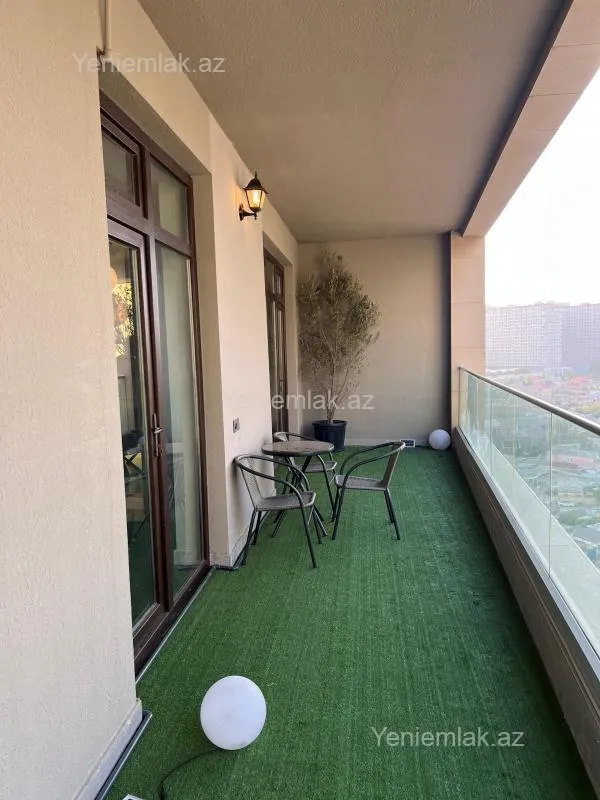 Satılır 3 otaqlı yeni tikili 150 m²