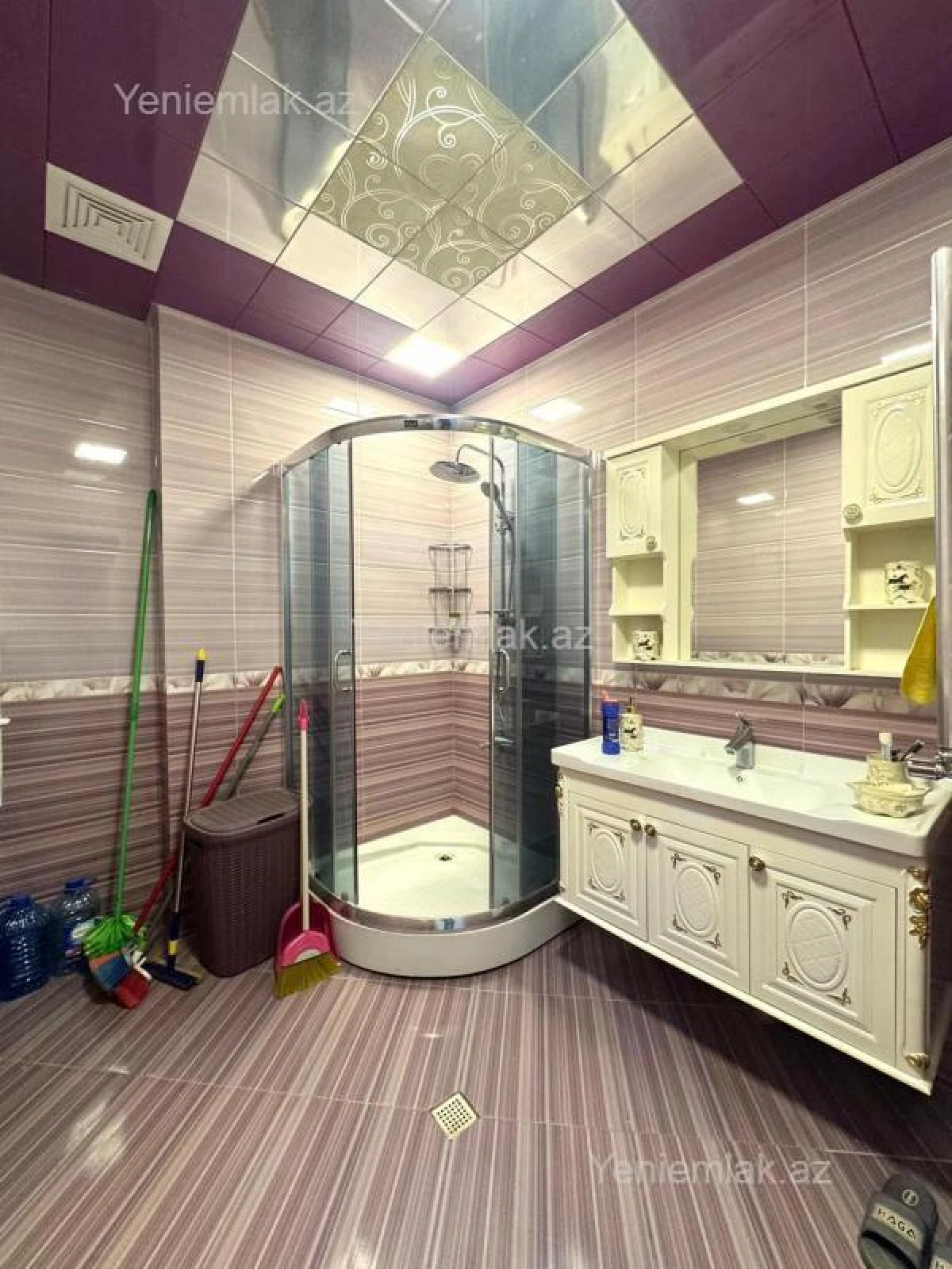 Satılır 3 otaqlı yeni tikili 107 m²