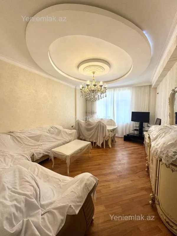 Satılır 3 otaqlı yeni tikili 107 m²