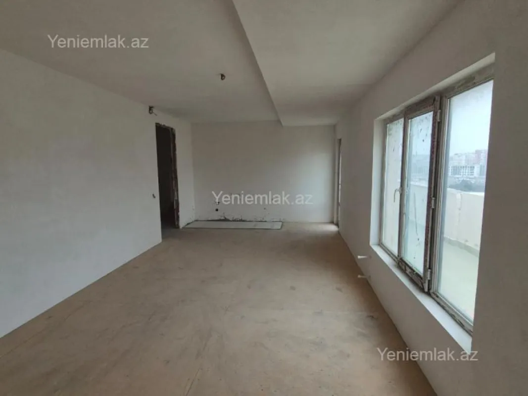 Satılır 3 otaqlı yeni tikili 100 m²